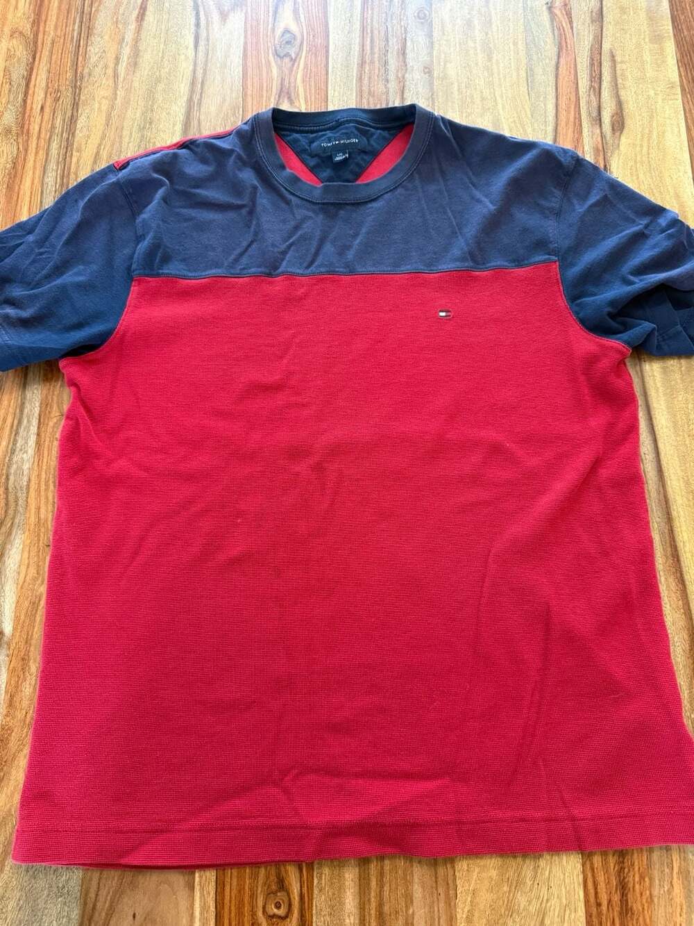 Y2K Tommy Hilfiger Colorblock T-Shirt Size L Red Blue